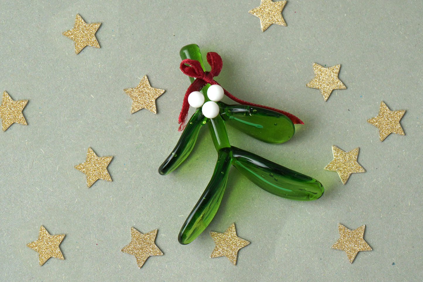 Artisan Glass Mistletoe | Keepsake | Collectable | Gift Box | Ornament