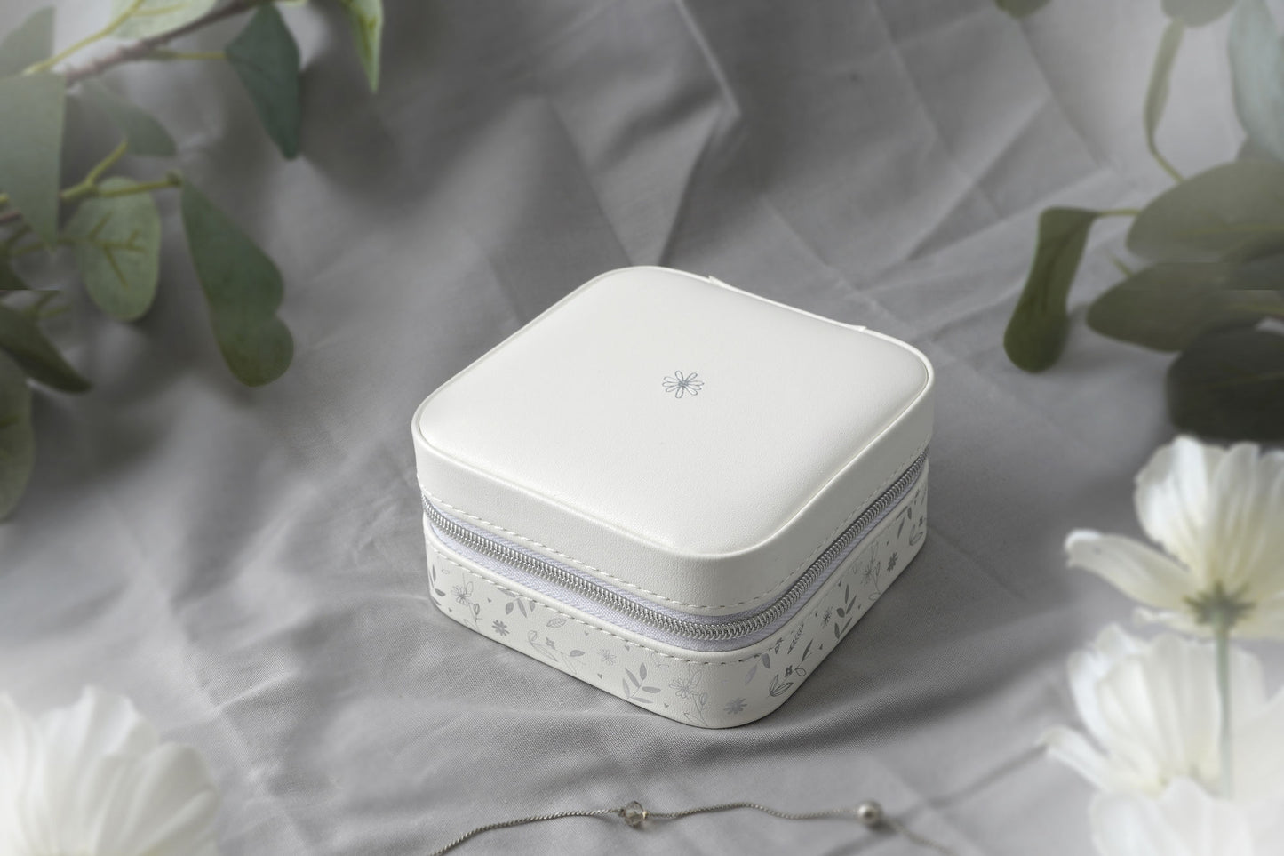 Send With Love Floral White Jewellery Box | Floral Design | Ladies Accessory | Organiser | Gift For Her | Rings | Earrings | Necklaces