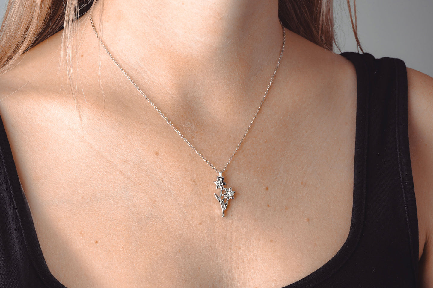 Send With Love Daffodil Necklace