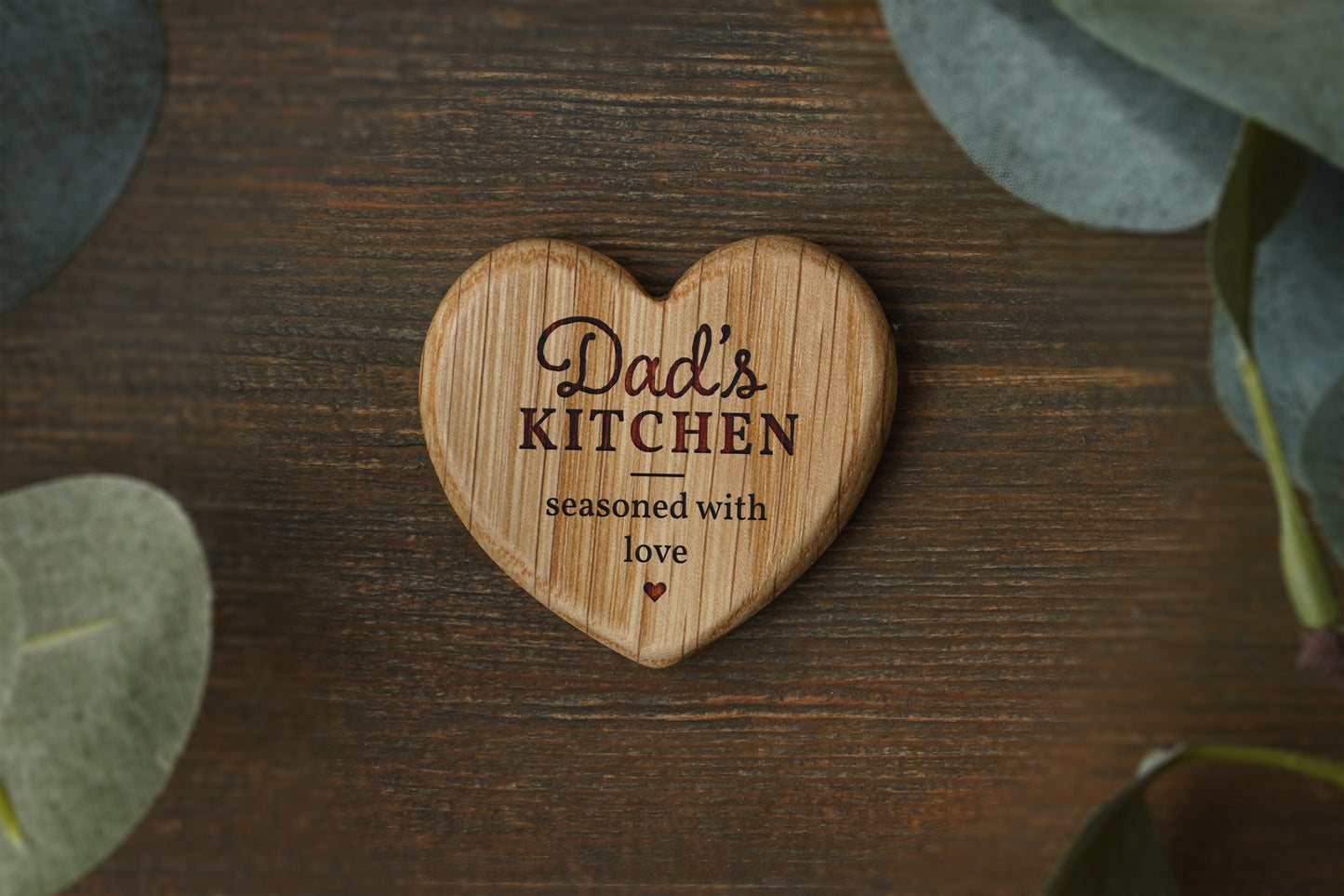 Loft 'Dad's Kitchen' Oak Heart Magnet