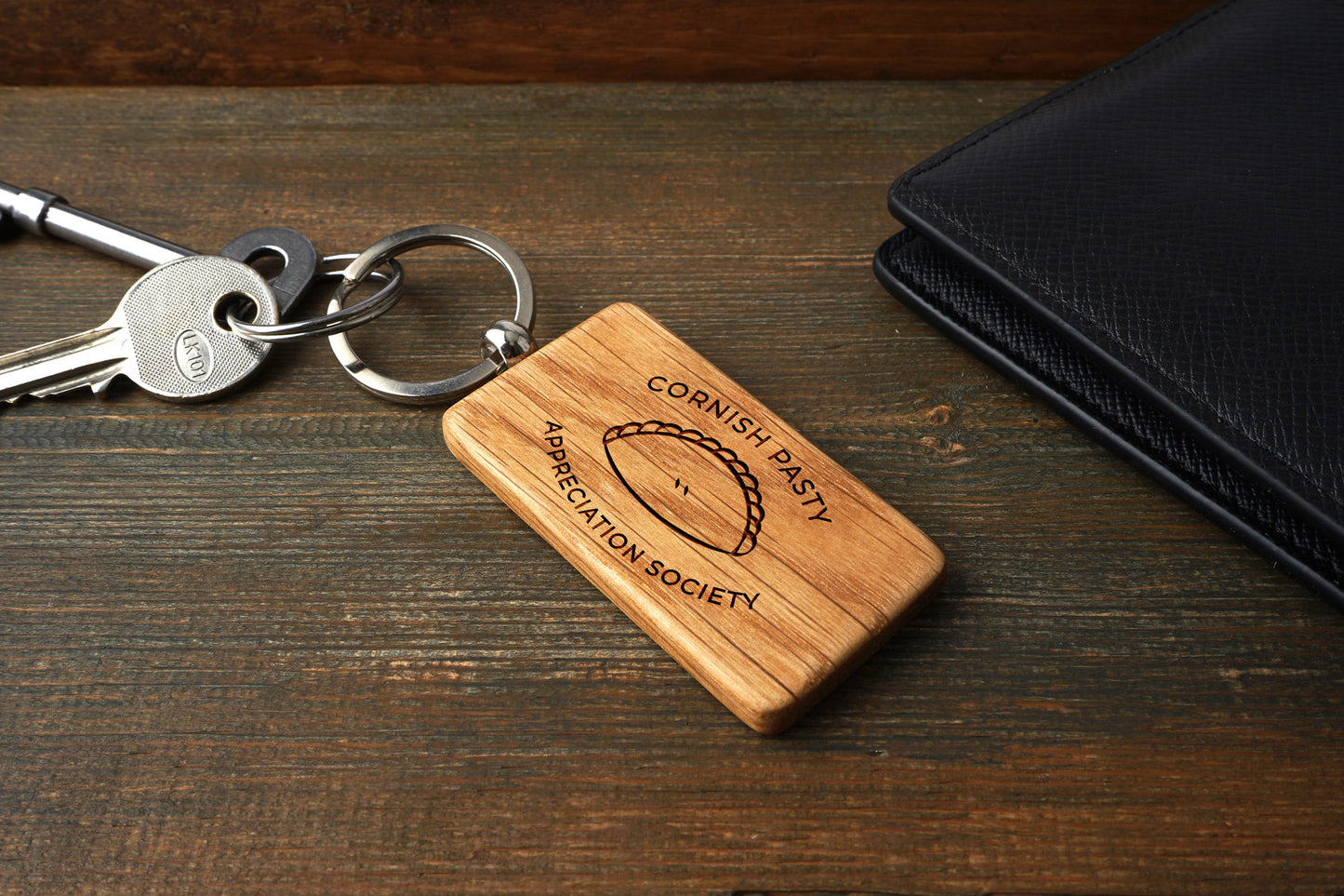 Cornish Gifts 'Pasty App.' Rectangular Oak Keyring