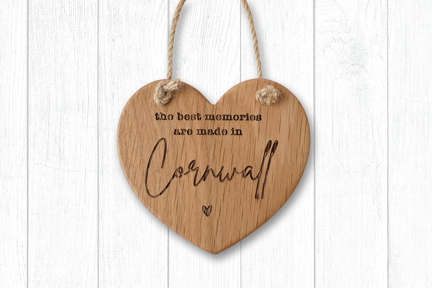 Cornish Gifts 'Best Memories Are Made In Cornwall' Oak Hanging Heart | Wall Sign | Perfect Gift | Home Decor