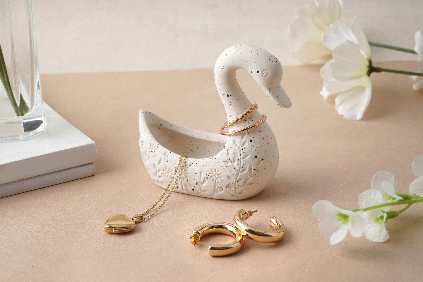 Send With Love Swan Ring Holder Trinket Bowl
