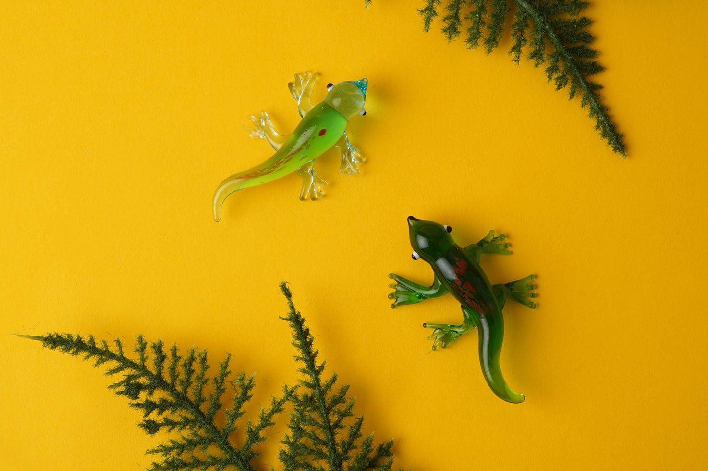 Set Of 2 Glass Gecko Ornaments | 2 Colours Blue and Green | Gift Box | Gift For All