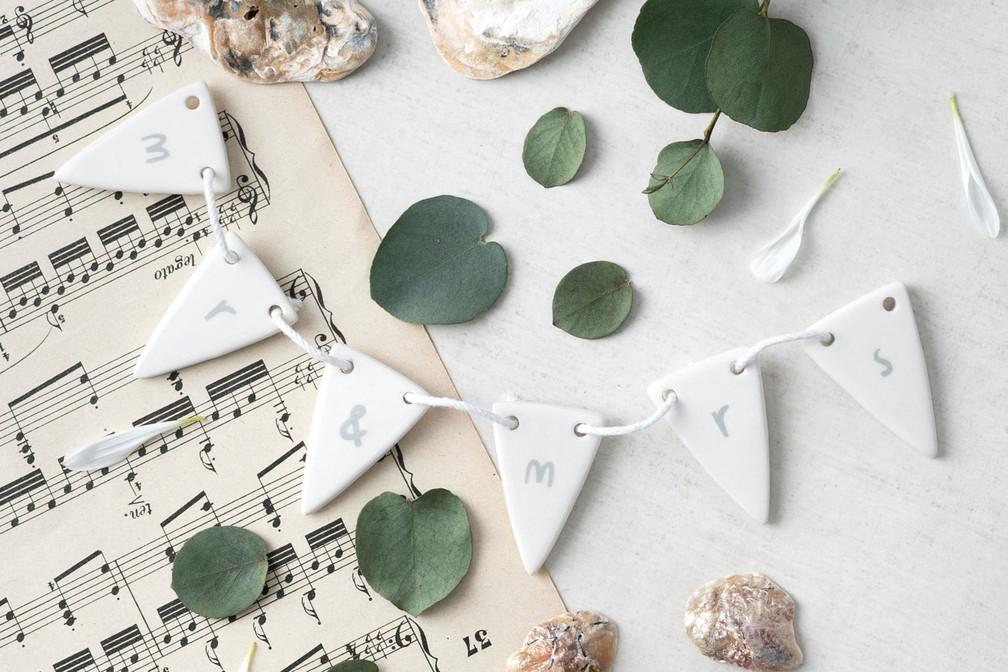 Ceramic 'Mr & Mrs' Send With Love Bunting