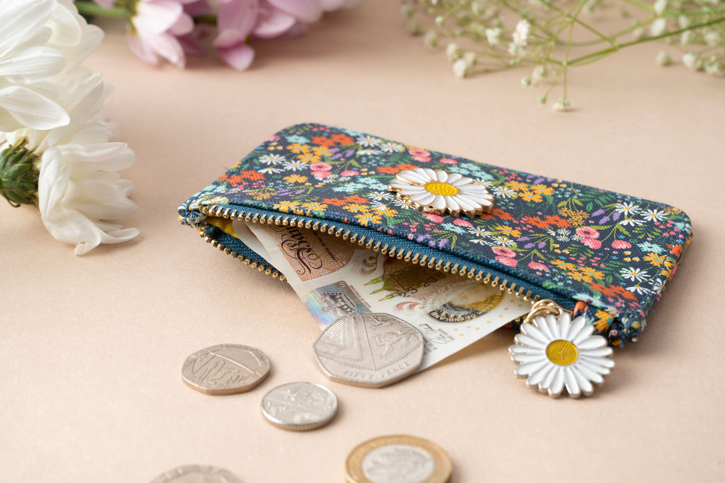 Ditsy Print Card Holder Wallet Purse β’ Floral Print β’ Daisy Zip Fastening β’ Ladies Accessory β’ Handbag Money Wallet β’ Gift For Her