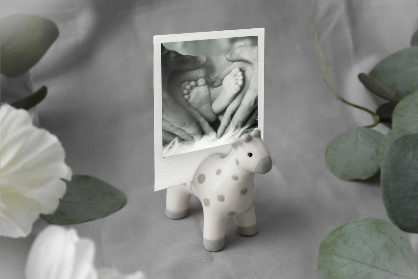 Send With Love Ceramic Giraffe Photo Holder