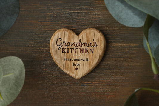 Loft 'Grandma's Kitchen' Oak Heart Magnet