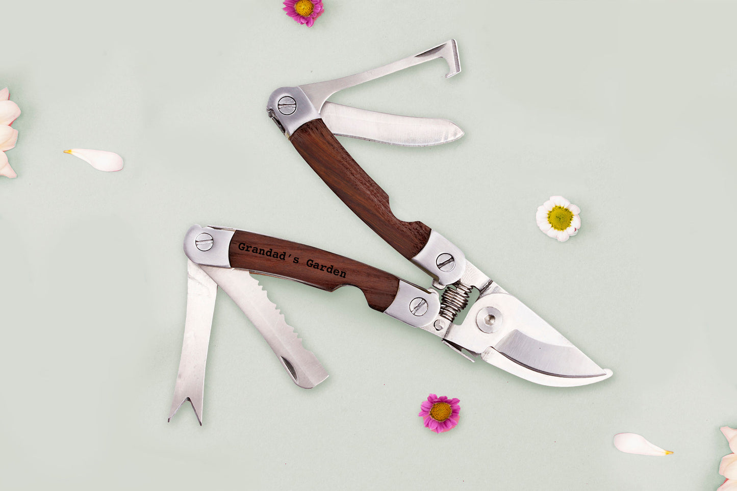 5-in-1 Garden Multi Tool | 'Grandad's Garden' Engraved Handle | With Gift Box | Wooden Handle | Gardeners Gift | Ideal Gift | Gifts for Him
