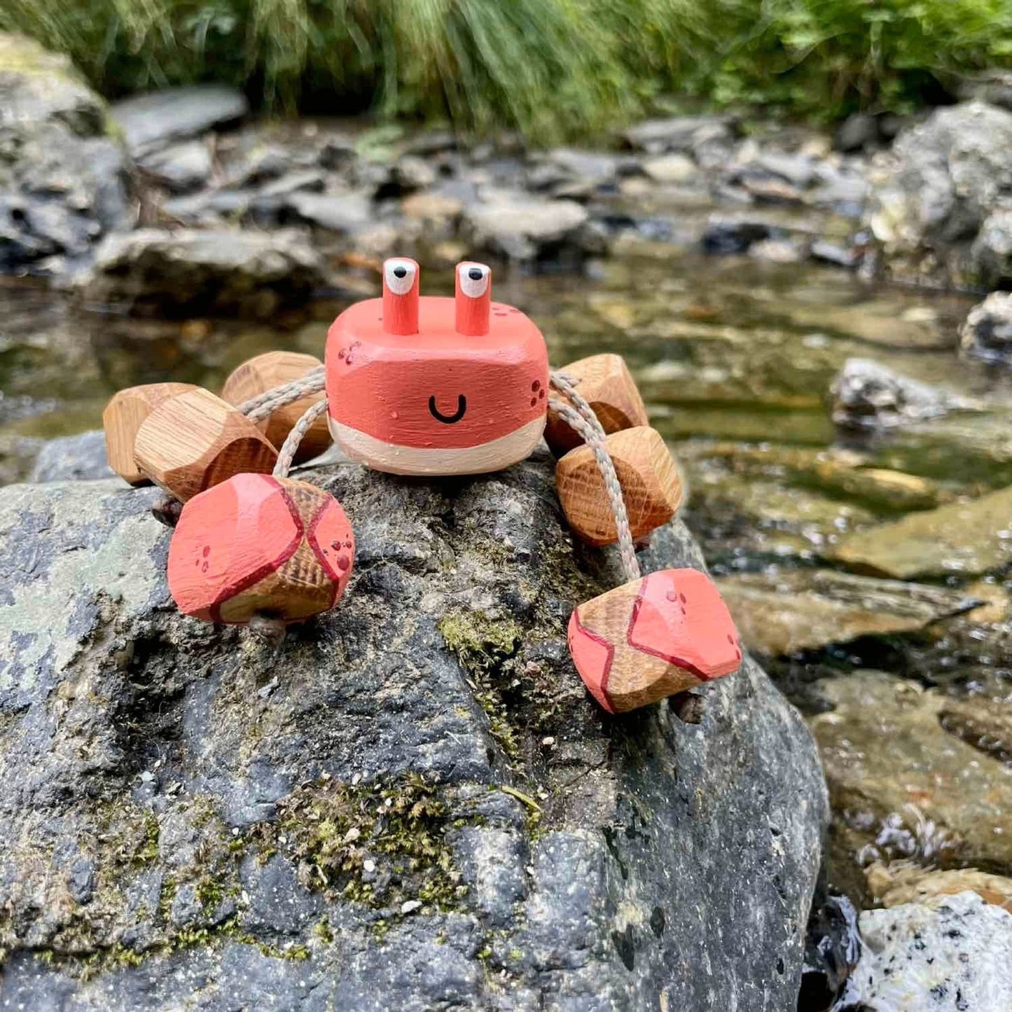 Chester the Crab in Oak | Handmade Wooden Robot Toy | UKCA CE Tested Age: 3+