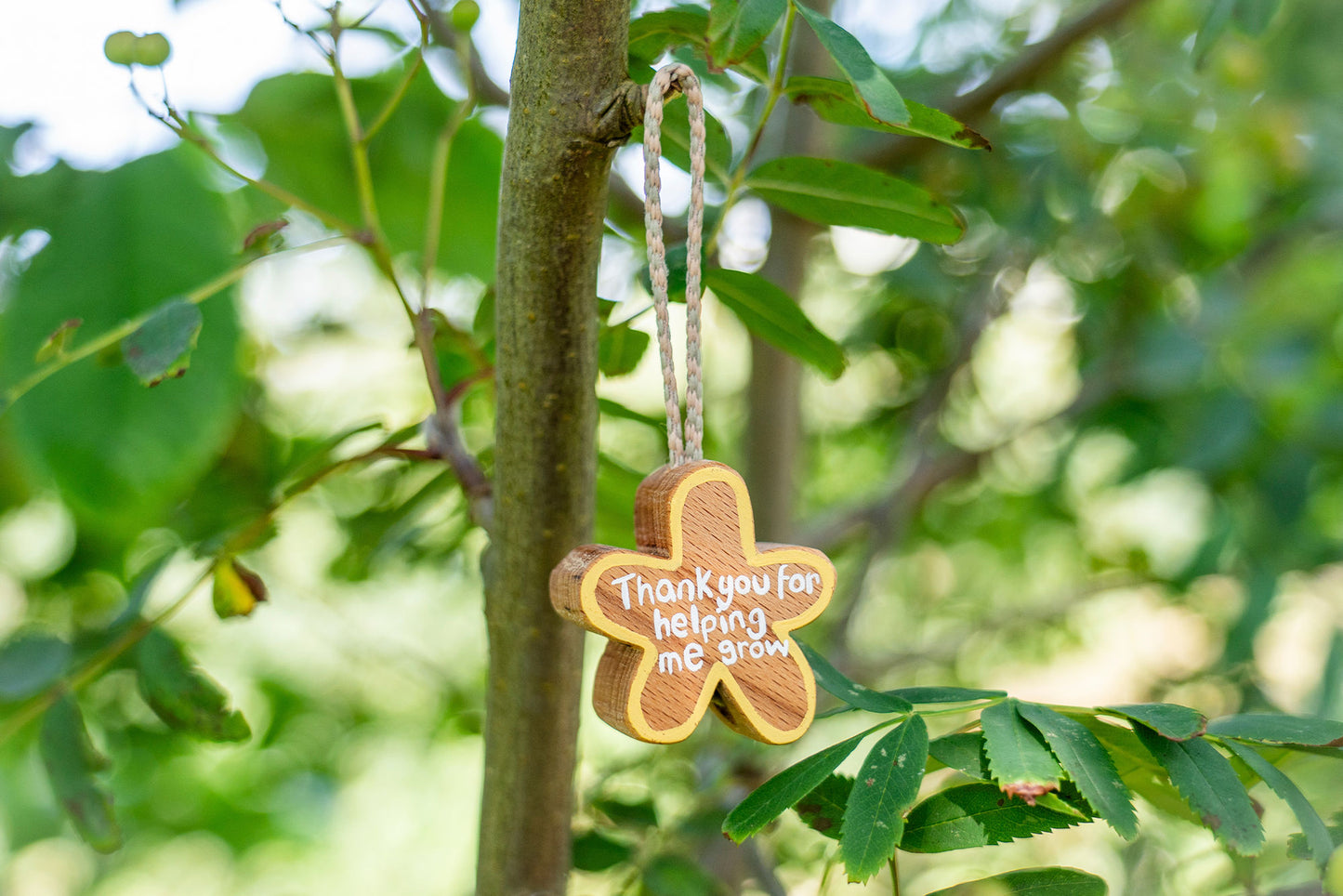 Thank You For Helping Me Grow' Hanging Flower in Beech | Handmade Wooden Toy | UKCA CE Tested | Age 3+